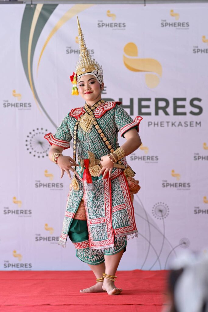 พี่ปุ๊งกี๋ แสดงเพลงกิชสุหรานากง ในการประกวด